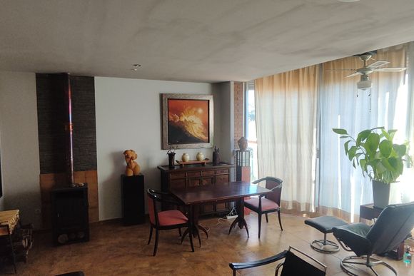 Casa adossada amb jardí i xemeneia — foto 4