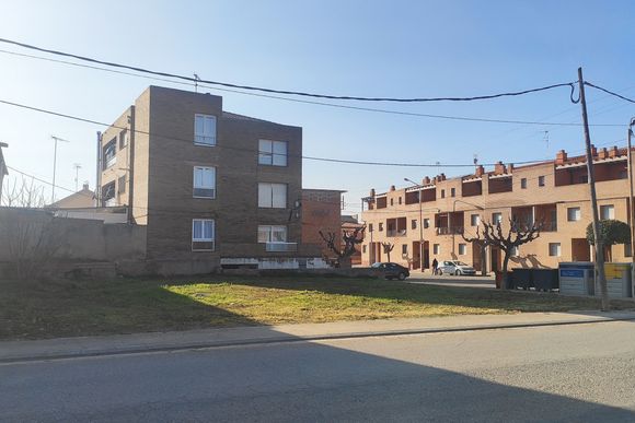 Solar urbà cantoner de 396 m² — Arbeca