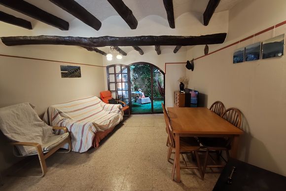 Casa de poble amb balcons, al peu del Montsant — foto 5
