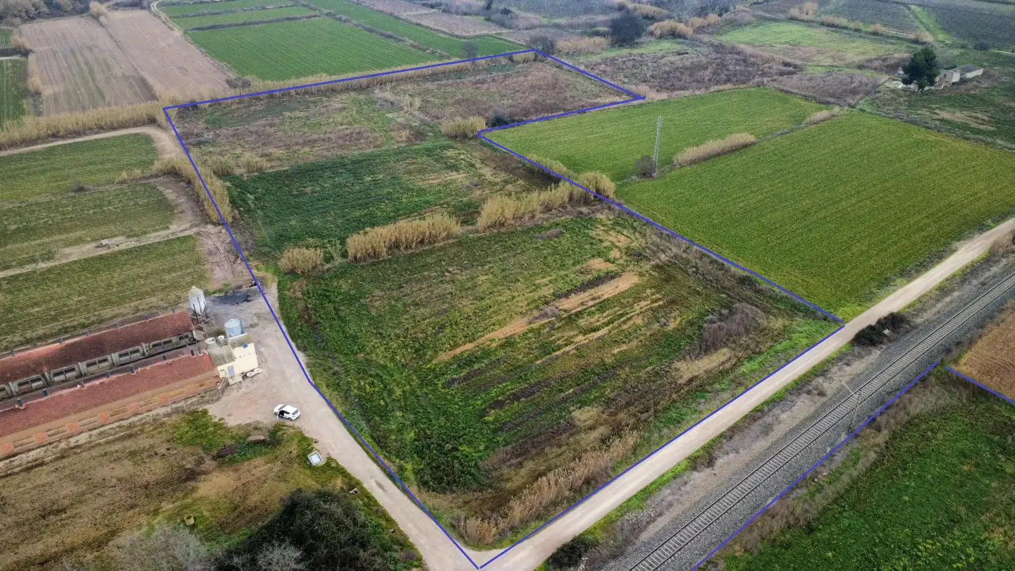 Finca de regadiu de 6,2 hectàrees — foto 1