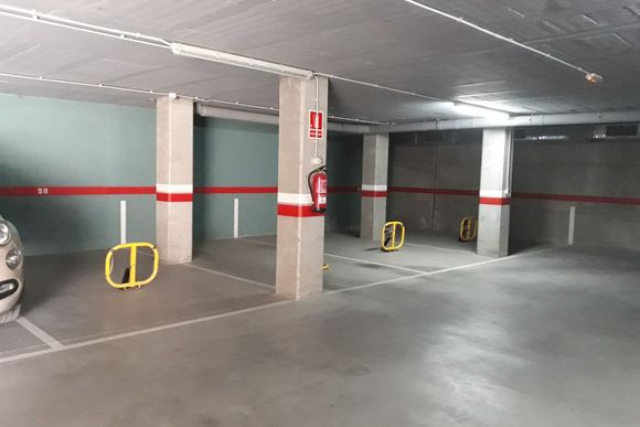 Plaça de pàrquing en lloguer — foto 3